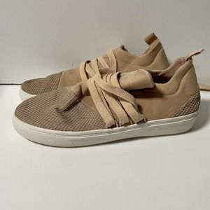 Steve Madden Lancer nude tan sneakers laced size 8 womens mesh scuba